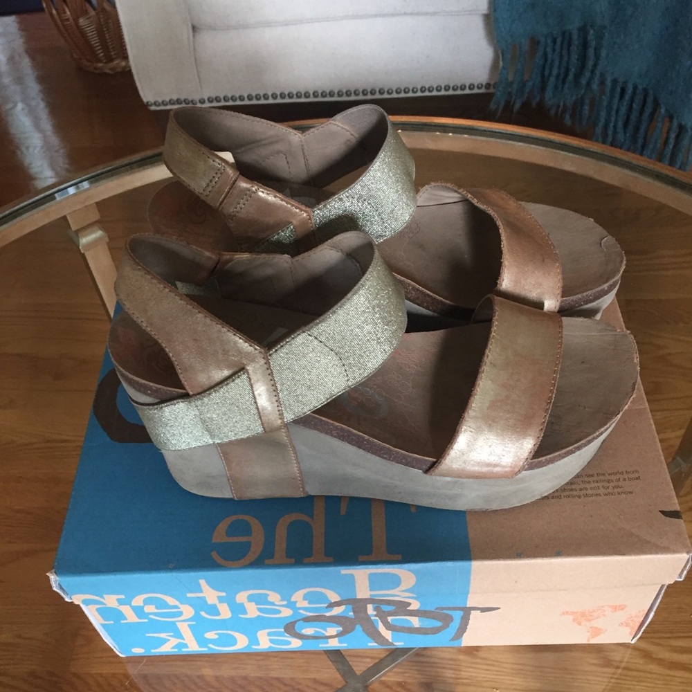 OTBT Bushnell Gold Wedges